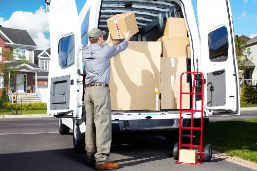 Residential move planning with a moving van in Richmond